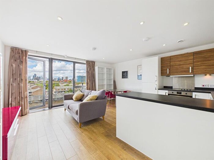 1 Bedroom Flat To Rent In New Festival Avenue, London, E14