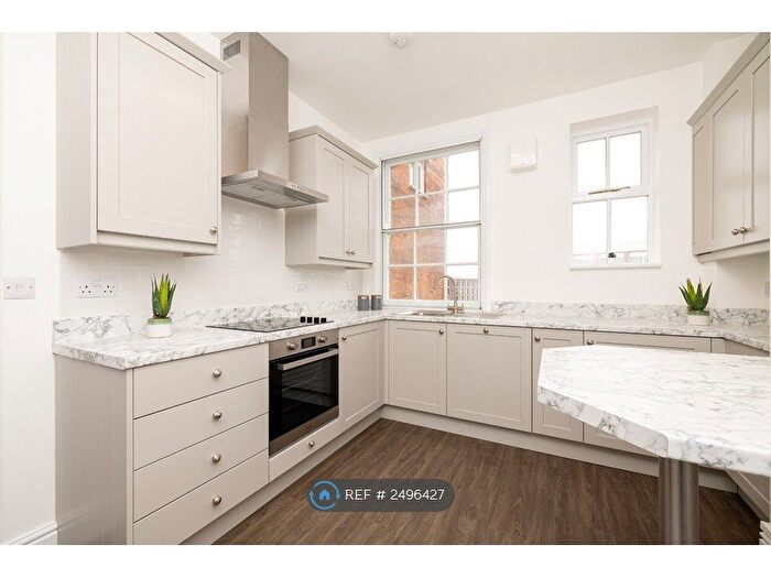 2 Bedroom Flat To Rent In Grove Place, Leamington Spa, CV31