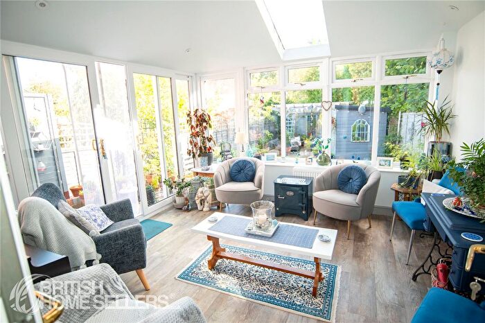 3 Bedroom Detached House For Sale In Grange Park, Albrighton, Wolverhampton, Shropshire, WV7