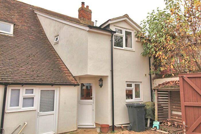 2 Bedroom Cottage For Sale In Sun Street, Potton, SG19