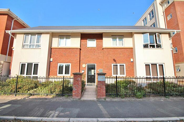 1 Bedroom Flat To Rent In Houghton Grove, Southport, Southport, PR9