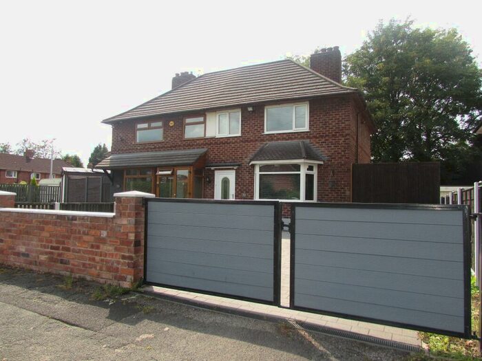3 Bedroom Semi-Detached House To Rent In Newhey Road, Wythenshawe, Manchester, M22