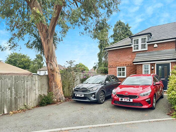 2 Bedroom Semi-detached House For Sale In Loose Road, Maidstone, ME15