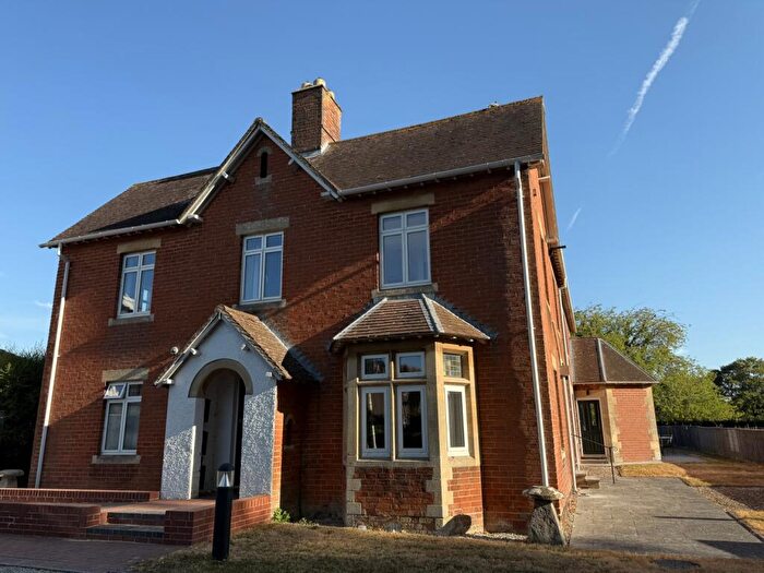 1 Bedroom Flat To Rent In Challow Road, Wantage, OX12