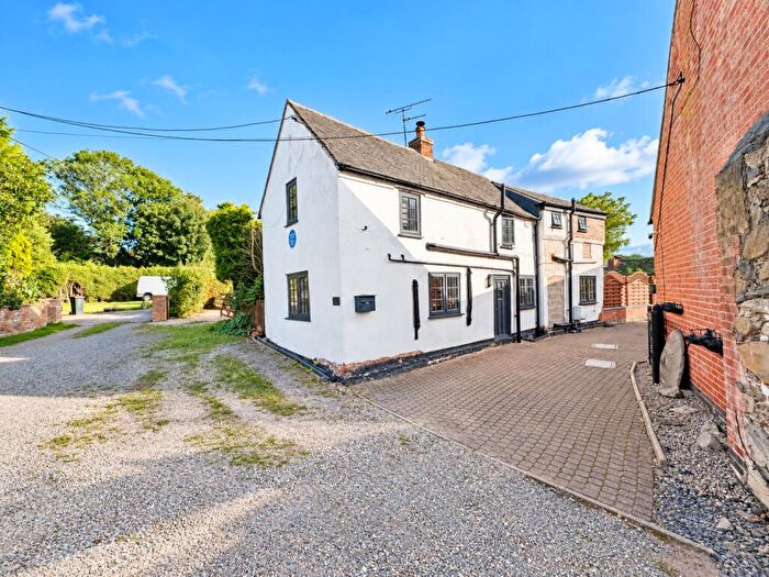2 Bedroom Cottage For Sale In Grace Dieu Road, Whitwick, Coalville, LE67