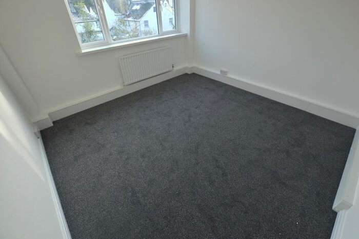 2 Bedroom Flat To Rent In Brighton Road, Purley, CR8