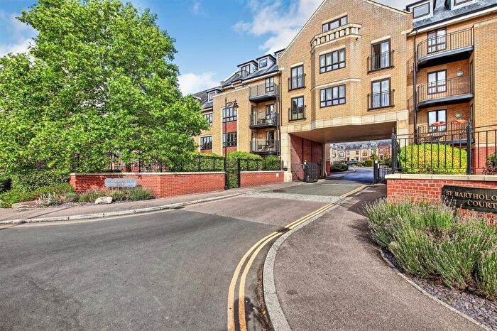 2 Bedroom Flat For Sale In St Bartholomew's Ct, Cambridge, CB5