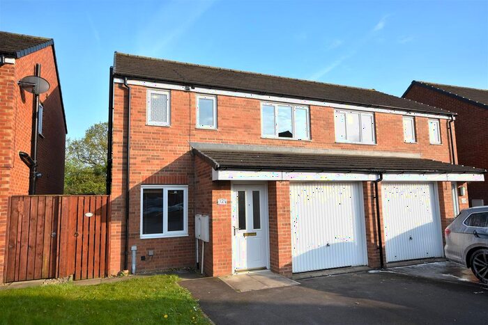 3 Bedroom Semi-Detached Bungalow To Rent In Grange Way, Bowburn, Durham, DH6