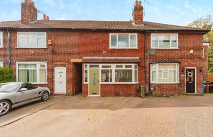 2 Bedroom Property To Rent In Bleatarn Road, Stockport, SK1