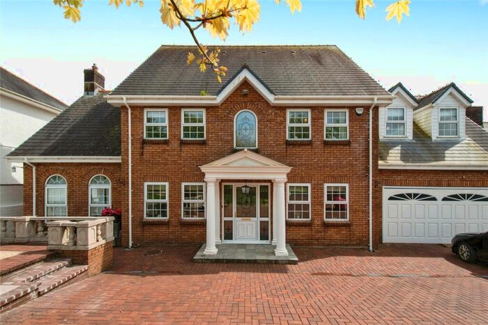 5 Bedroom Detached House For Sale In Kings Road, Llandybie, Ammanford, Carmarthenshire, SA18