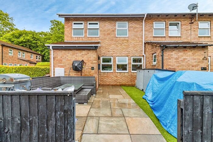 2 Bedroom End Terrace House For Sale In Rowan Way, Brixham, TQ5