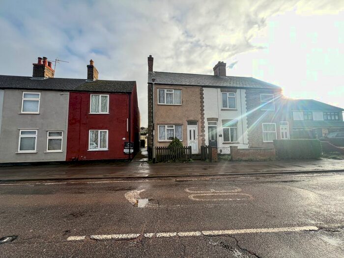 3 Bedroom End Of Terrace House To Rent In East Delph, Whittlesey, Peterborough, PE7