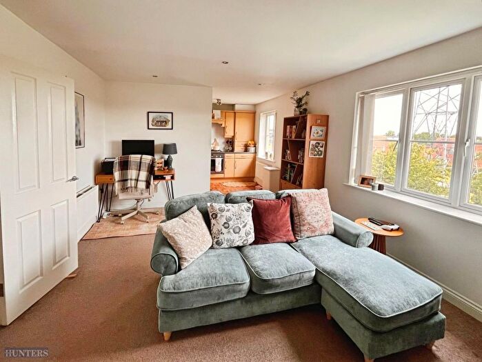 2 Bedroom Flat To Rent In Brookfield, Northumberland Park, NE27