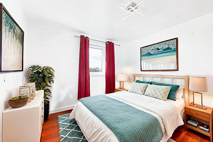 3 Bedroom Duplex For Sale In Gylemuir Road, Edinburgh, EH12