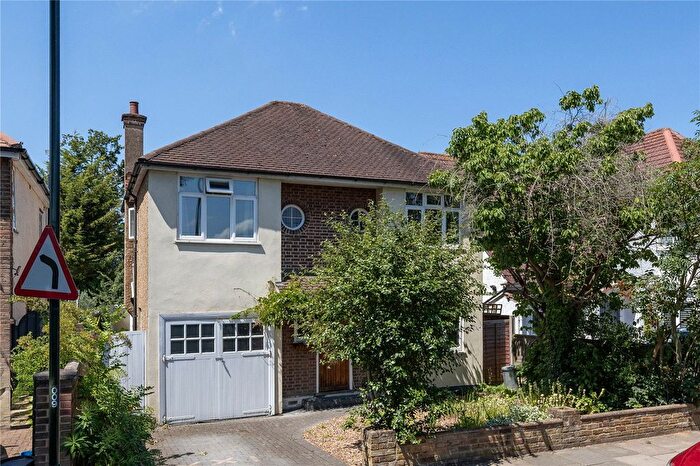 4 Bedroom Semi-Detached House For Sale In Warwick Close, Hampton, TW12
