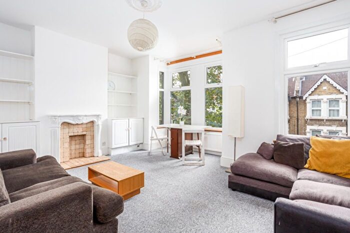2 Bedroom Flat For Sale In Harold Road, London, E11