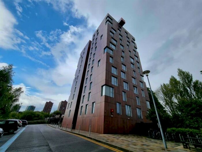 2 Bedroom Apartment To Rent In Emmeline Tower, Dalton Street, Manchester., M40