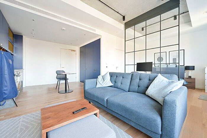 Studio For Sale In Goodluck Hope Walk, London, E14