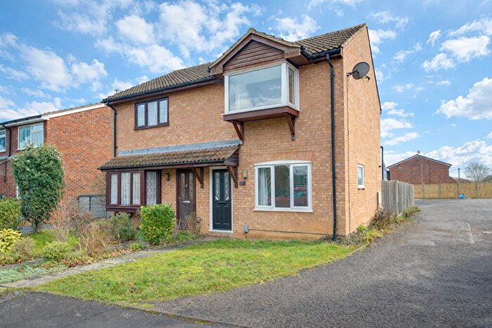 2 Bedroom Semi-Detached House For Sale In Rookery Place, Fenstanton, Huntingdon, Cambridgeshire, PE28