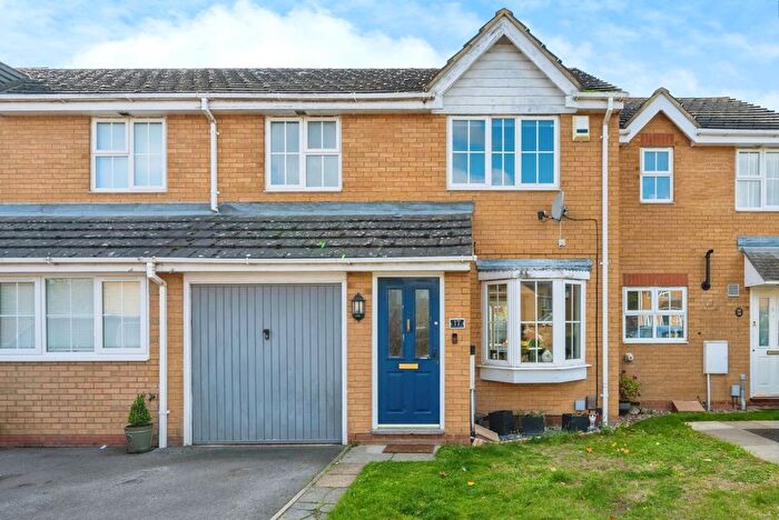 3 Bedroom Terraced House For Sale In Lindisfarne Close, Sandy, Bedfordshire, SG19