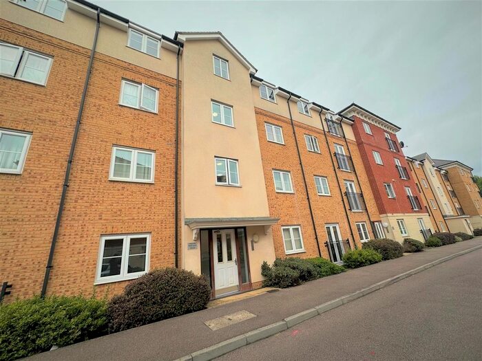 2 Bedroom Flat To Rent In Dodd Road, Watford, WD24