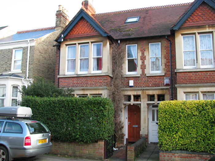 5 Bedroom Semi-Detached House To Rent In Bartlemas Road, Cowley, Oxford, OX4