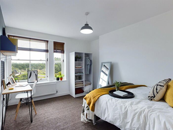 9 Bedroom Flat To Rent In Langton Road, Liverpool, L15