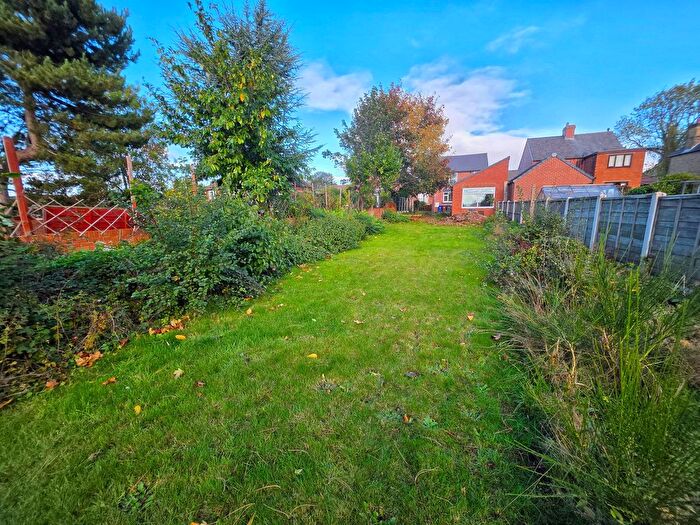 3 Bedroom Detached House For Sale In Spring Lane, Barnsley, S71