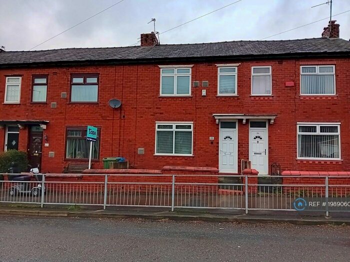 3 Bedroom Terraced House To Rent In Whitegate Lane, Chadderton, Oldham, OL9