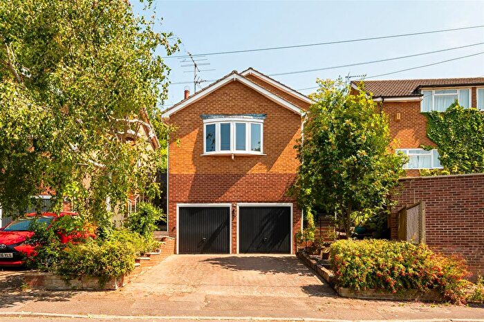 4 Bedroom Detached House For Sale In Padleys Lane, Burton Joyce, Nottingham, NG14