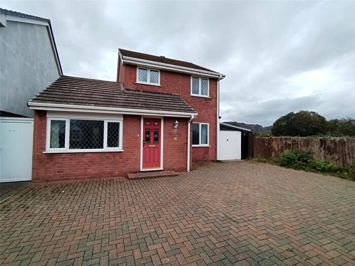 4 Bedroom Detached House To Rent In Traeth Melyn, Deganwy, Conwy, LL31