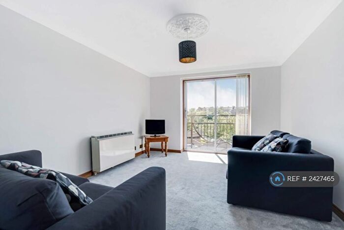 3 Bedroom Flat To Rent In Mavisbank Gardens, Glasgow, G51