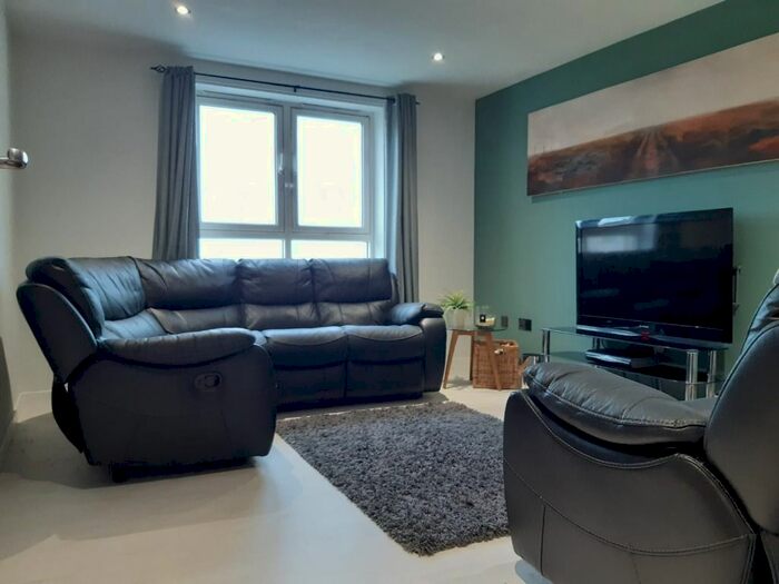 2 Bedroom Flat To Rent In Brimmond View, Bucksburn, Aberdeen, AB21