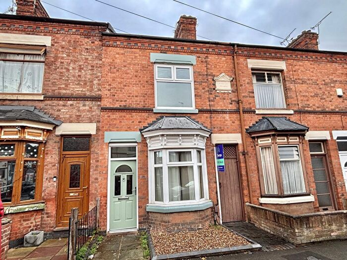 3 Bedroom Terraced House For Sale In Clifford Street, Wigston, Leicestershire., LE18