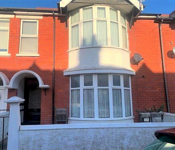 1 Bedroom Flat To Rent In Park Avenue, Porthcawl CF36