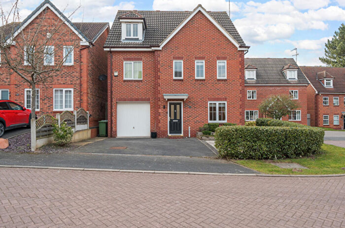 6 Bedroom Detached House For Sale In Emmerson Drive, Clipstone Village, Mansfield, NG21