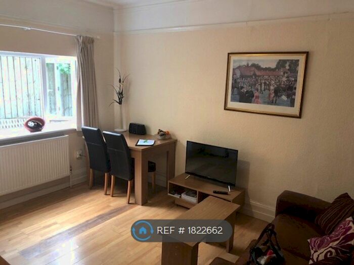 1 Bedroom Flat To Rent In Newton - Cherry Hinton Road, Cambridge, CB1
