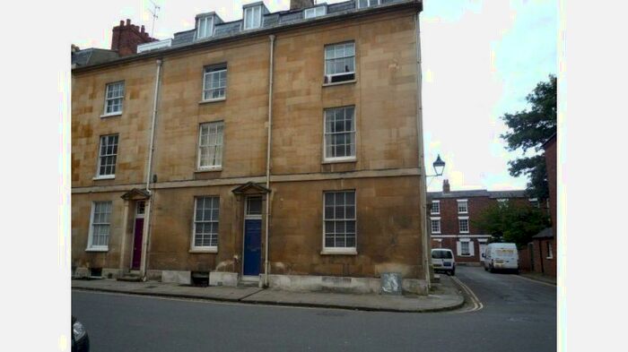 2 Bedroom Flat To Rent In St John Street, City Centre, Oxford, OX1