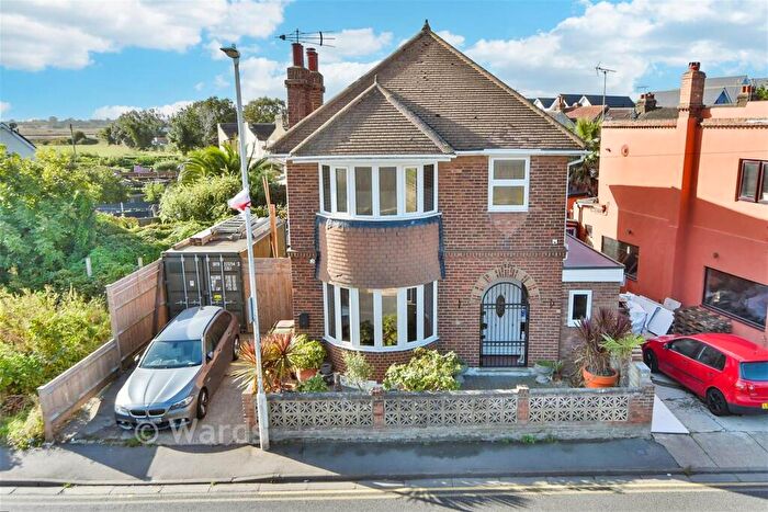 3 Bedroom Detached House For Sale In Marine Parade, Sheerness, Kent, ME12