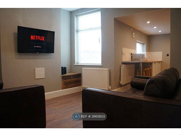 4 Bedroom End Terrace House To Rent In Kellit Road, Liverpool, L15