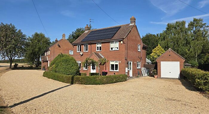 4 Bedroom Detached House For Sale In Main Street, Gedney Dyke, PE12