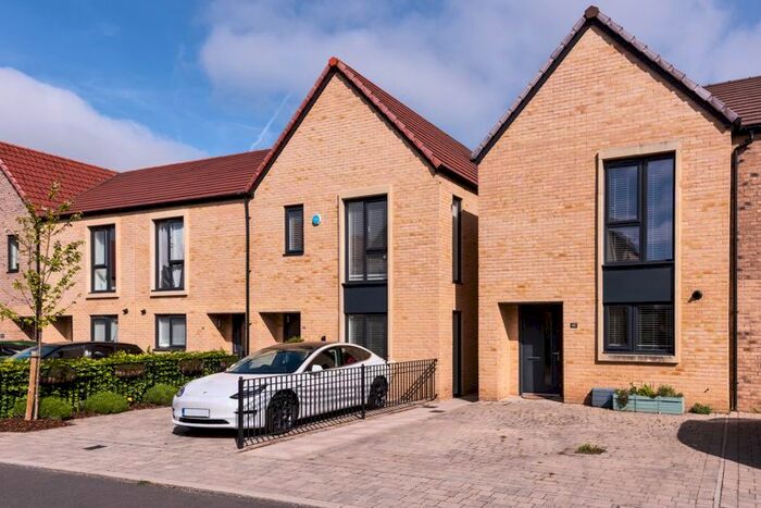 2 Bedroom End Of Terrace House To Rent In Windell Street, Bath, BA2