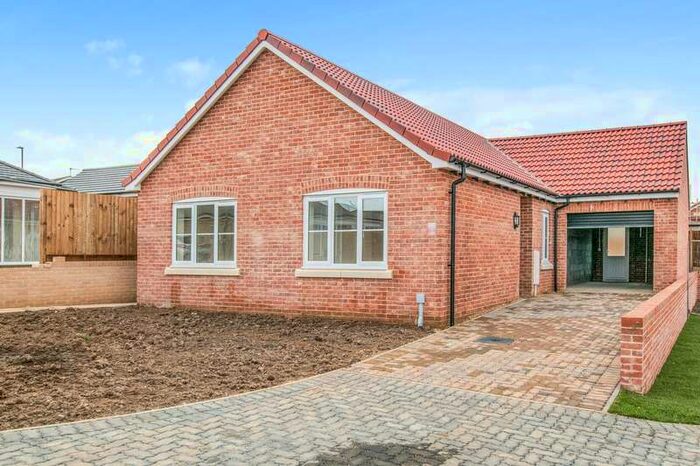 3 Bedroom Bungalow To Rent In Ash Drive, Martham, NR29