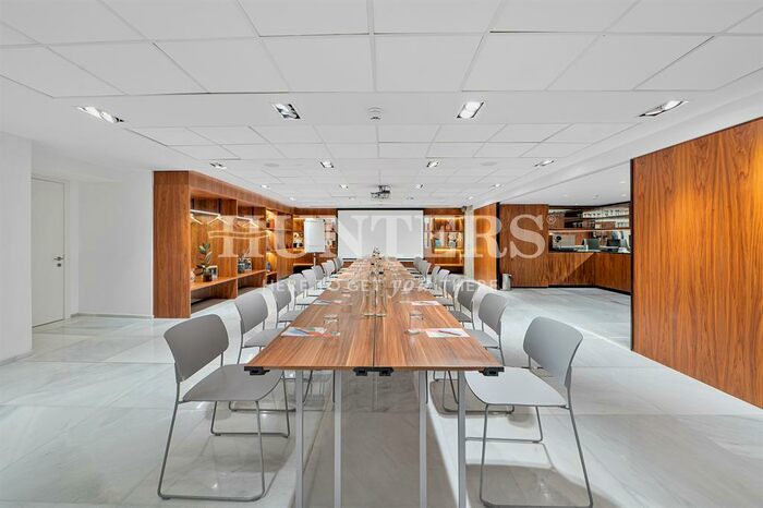 Apartment To Rent In Meli&# White House Executive Apartments, Albany Street, London, NW1