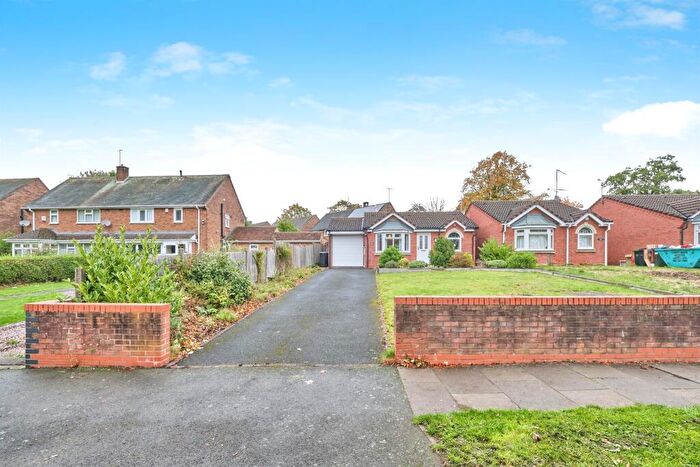 2 Bedroom Detached Bungalow For Sale In Tanhouse Avenue, Birmingham, B43