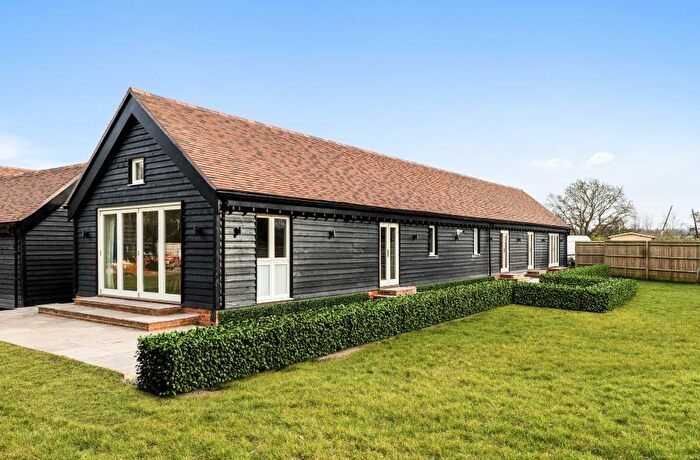 3 Bedroom Barn To Rent In Brimley, Clay Lane, Burpham, GU4