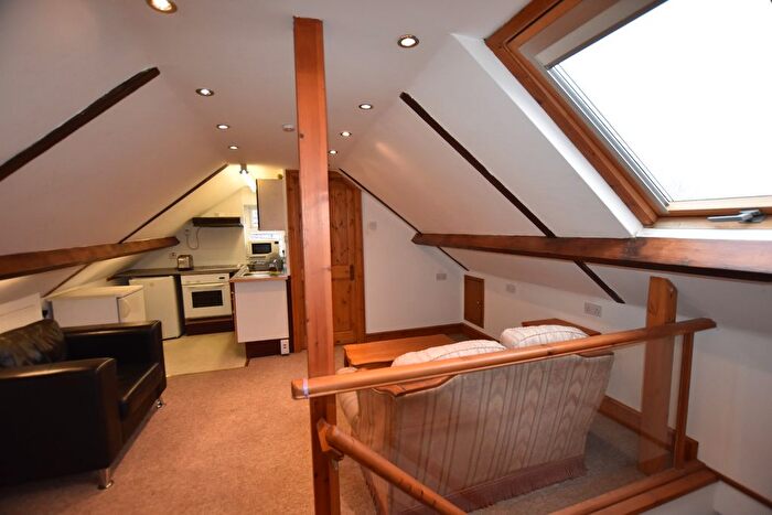 1 Bedroom Flat To Rent In Burghley Road, Millfield, Peterborough, PE1