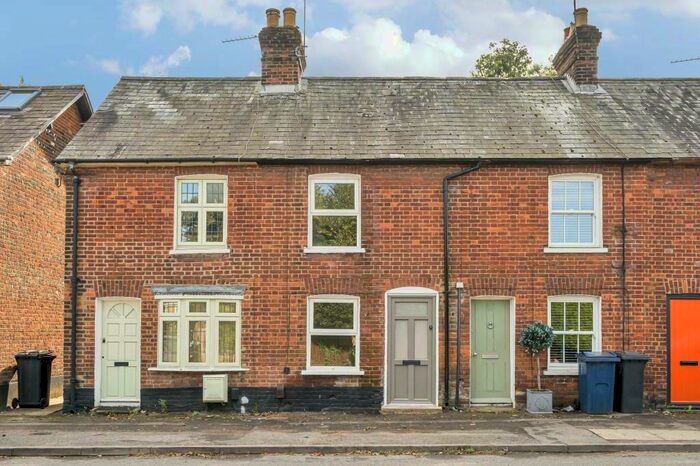 2 Bedroom Terraced House To Rent In White Lion Road, Amersham, Buckinghamshire, HP7