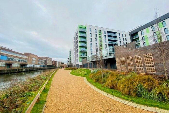 2 Bedroom Flat To Rent In Geoffrey Watling Way, Norwich, NR1