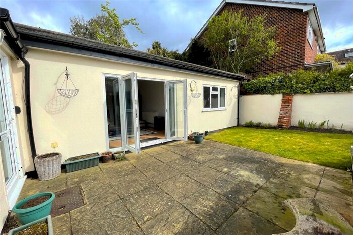 2 Bedroom Bungalow For Sale In Woodlands Road, Camberley, Surrey, GU15